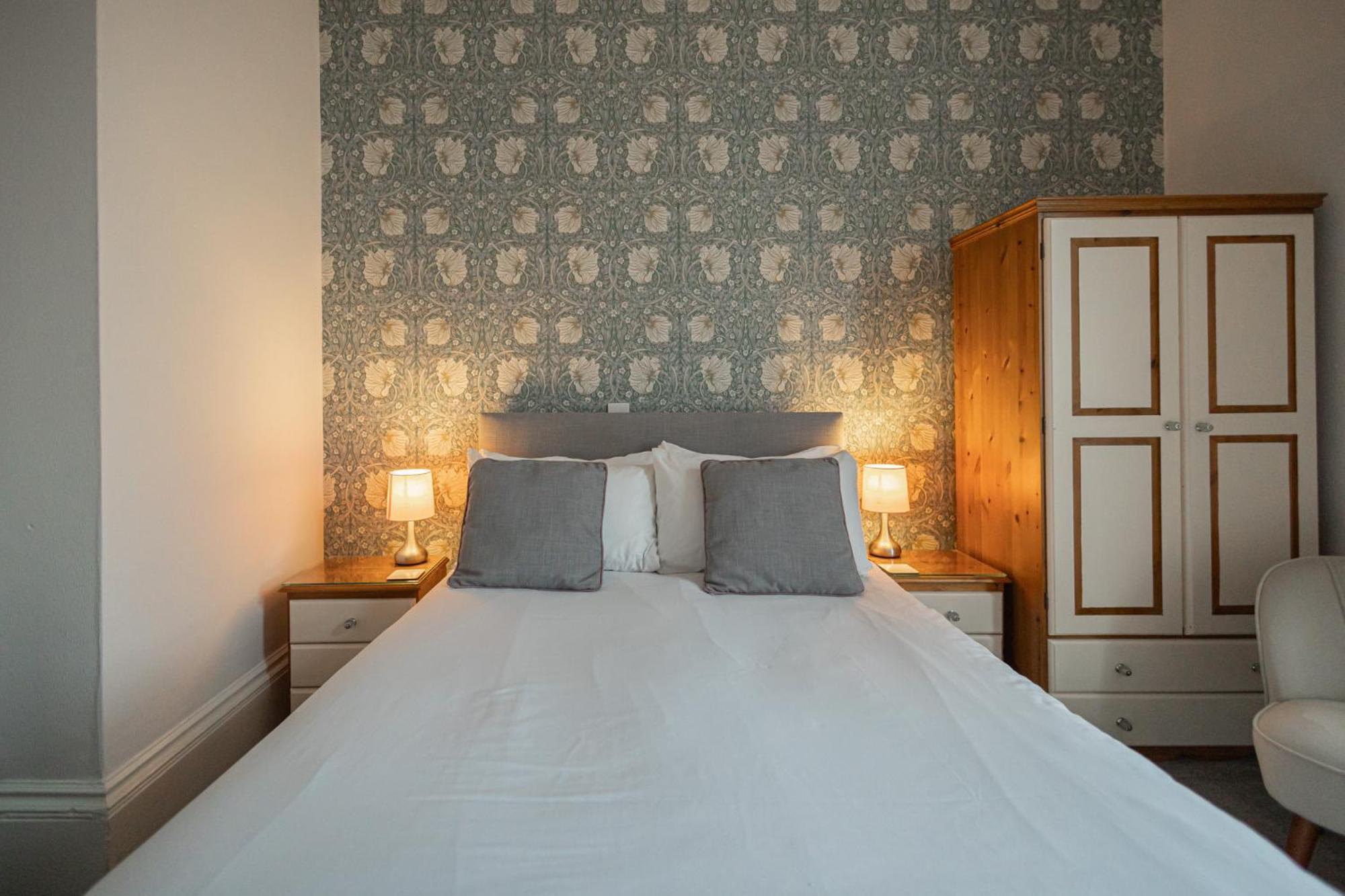 Gresham Guest House 韦茅斯 外观 照片