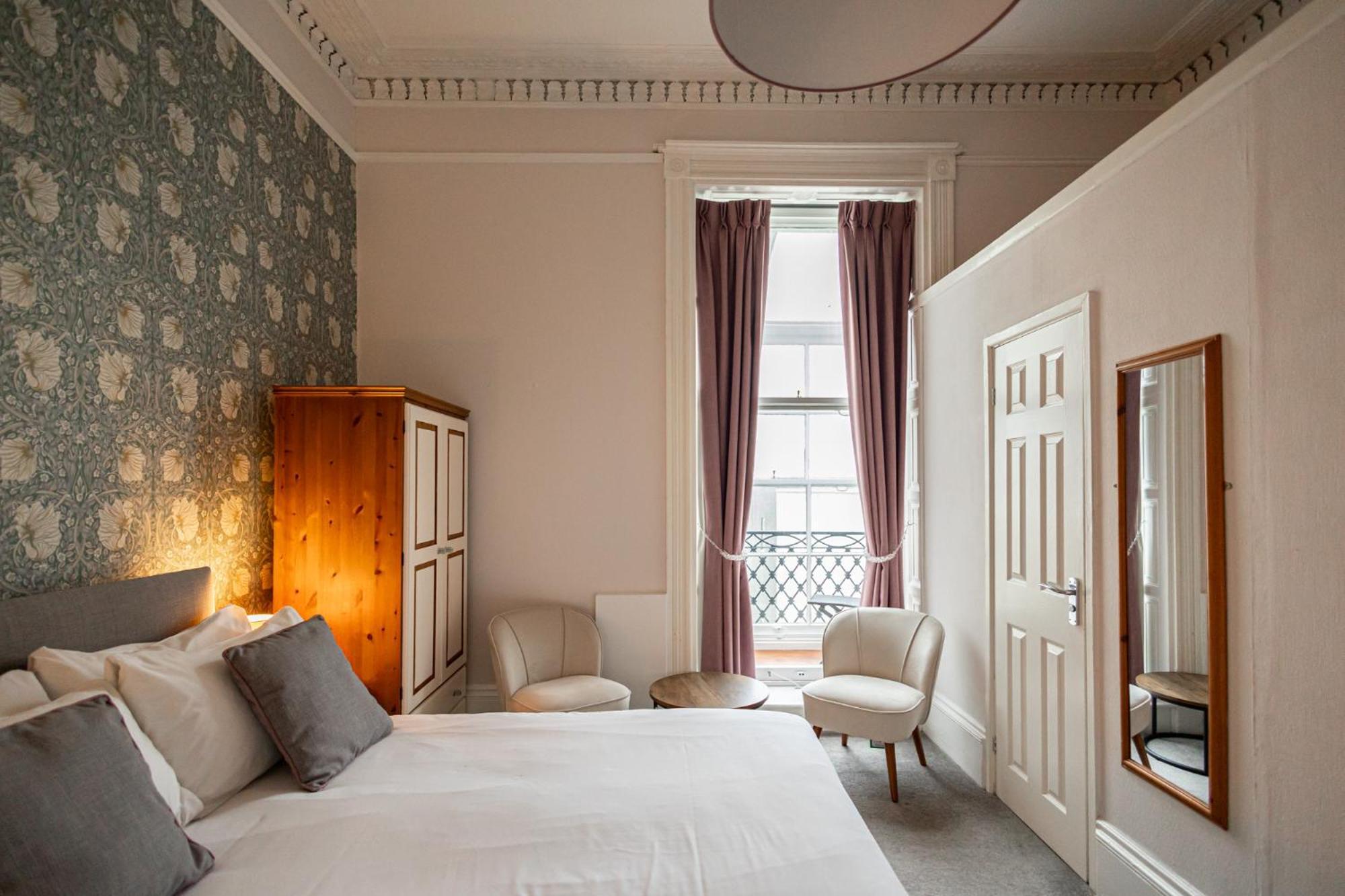 Gresham Guest House 韦茅斯 外观 照片