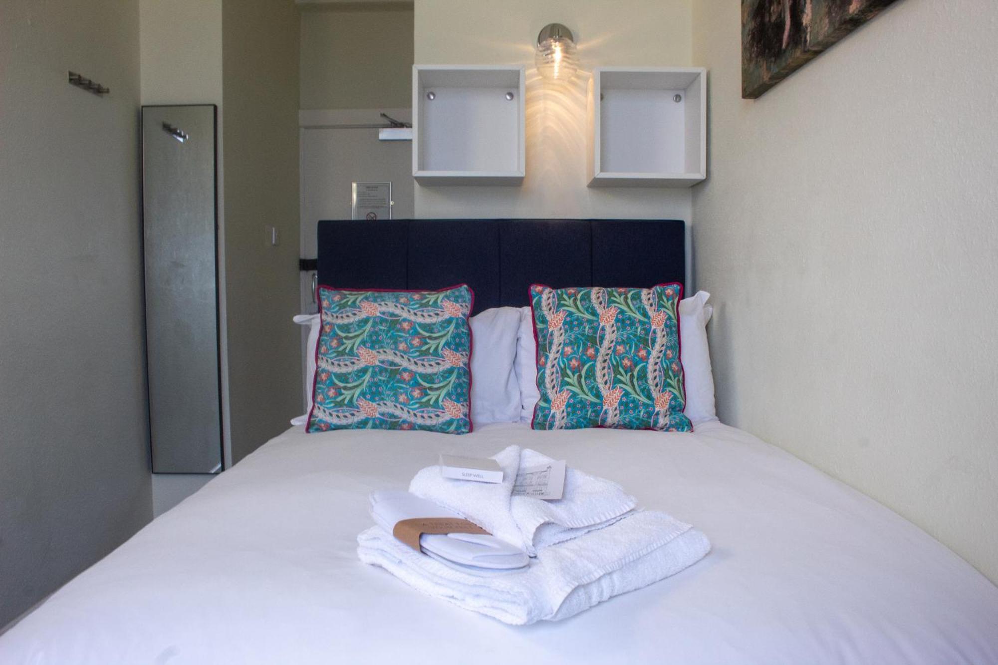 Gresham Guest House 韦茅斯 外观 照片